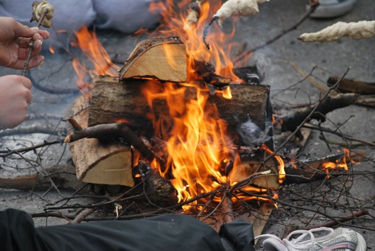 Campfire Breadmaking 3